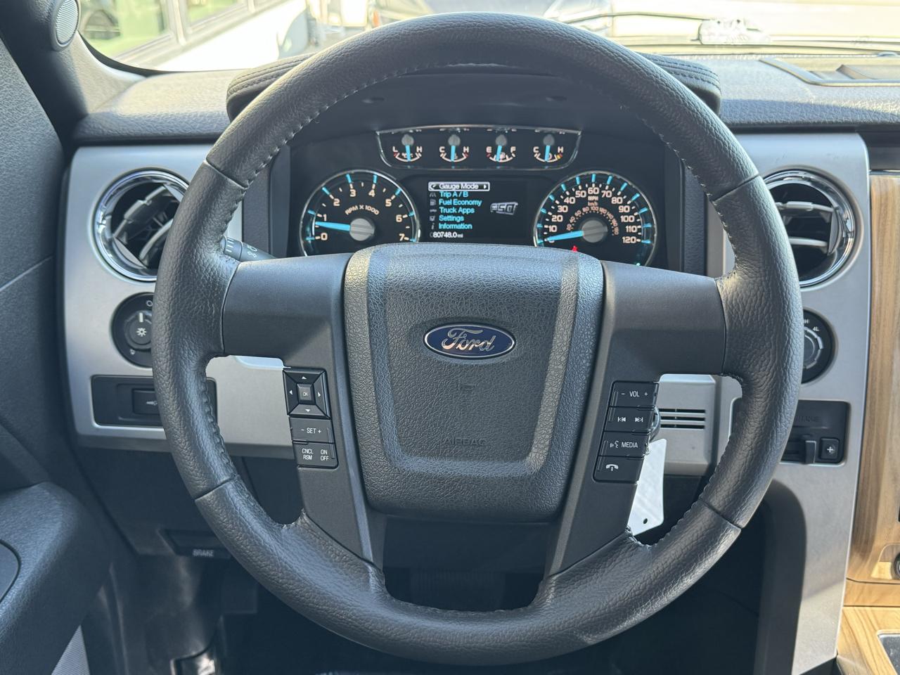 Ford F-150 Lariat 4WD SuperCrew 5.5' Box 2011