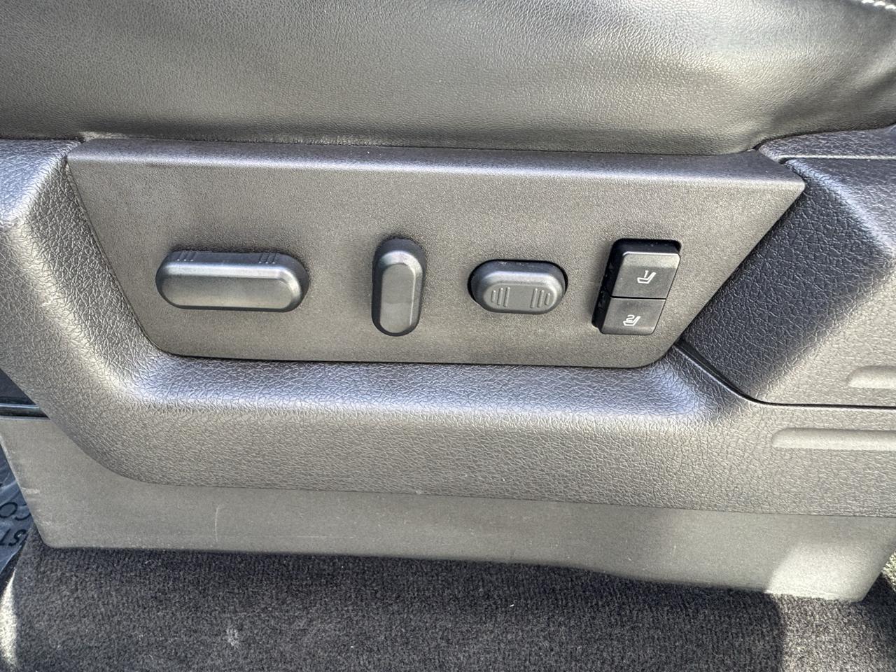 Ford F-150 Lariat 4WD SuperCrew 5.5' Box 2011