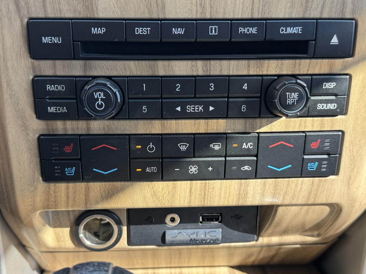 Ford F-150 Lariat 4WD SuperCrew 5.5' Box 2011