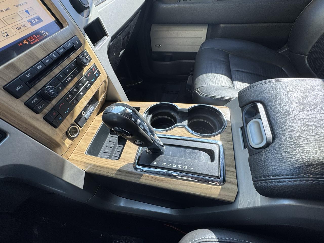 Ford F-150 Lariat 4WD SuperCrew 5.5' Box 2011
