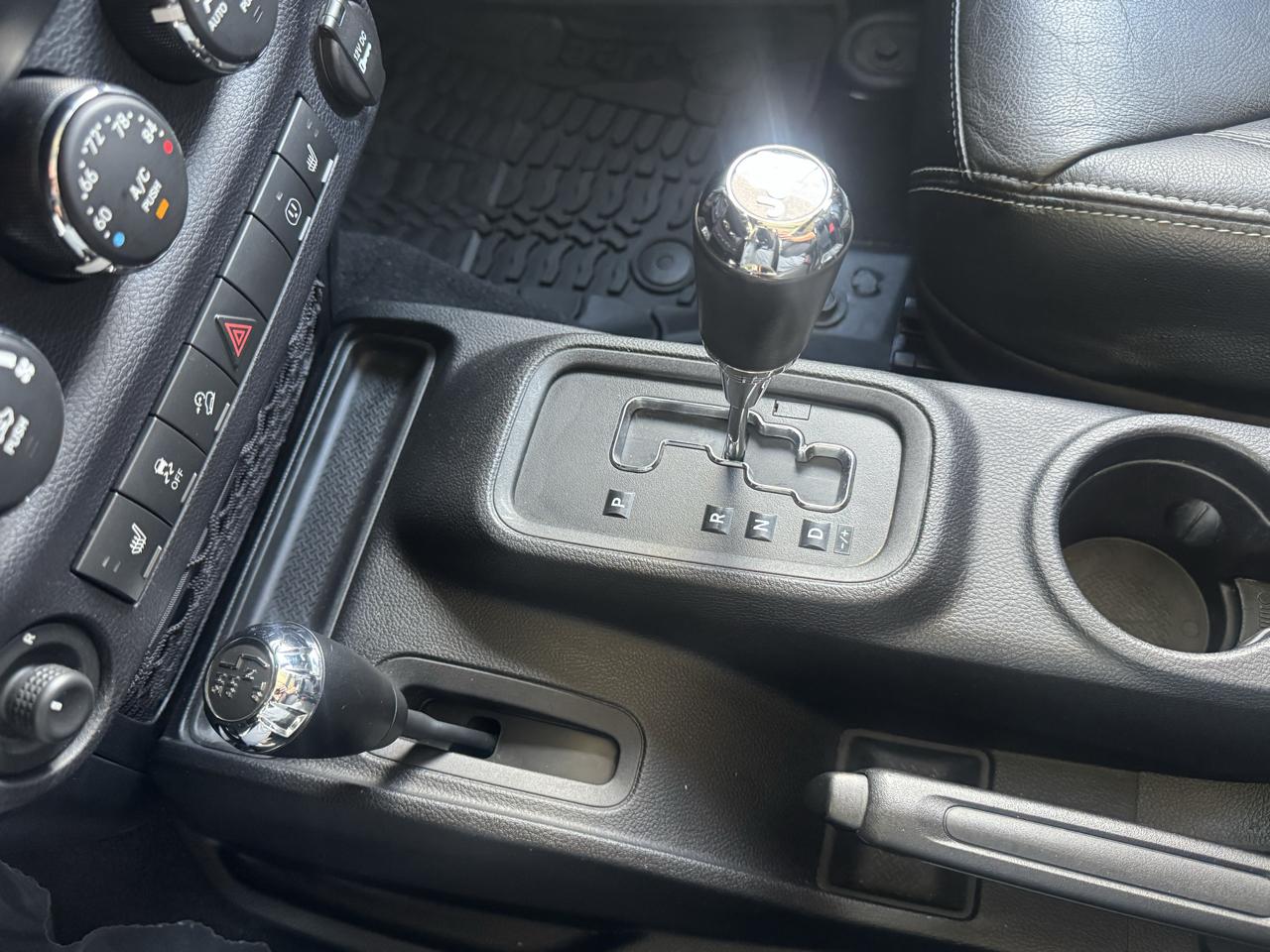 Jeep Wrangler Unlimited Sahara 4WD 2016