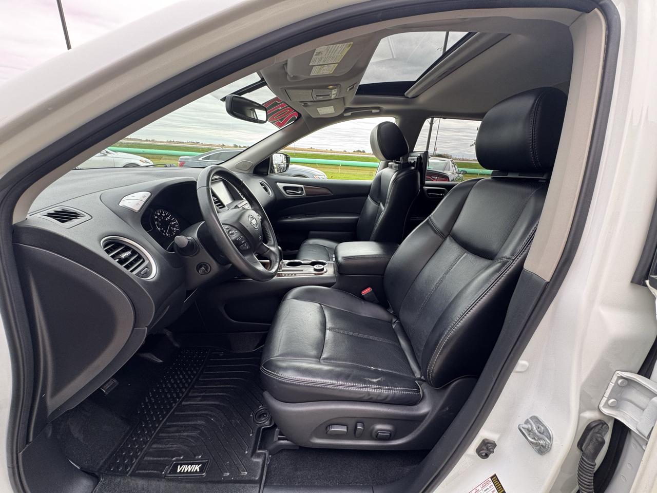 Nissan Pathfinder Platinum 4WD 2017