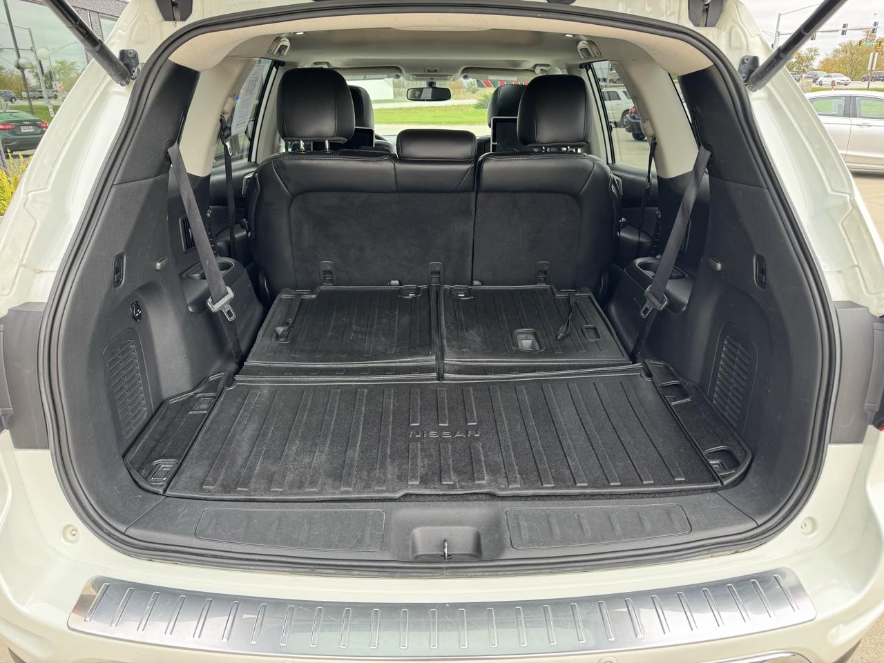 Nissan Pathfinder Platinum 4WD 2017