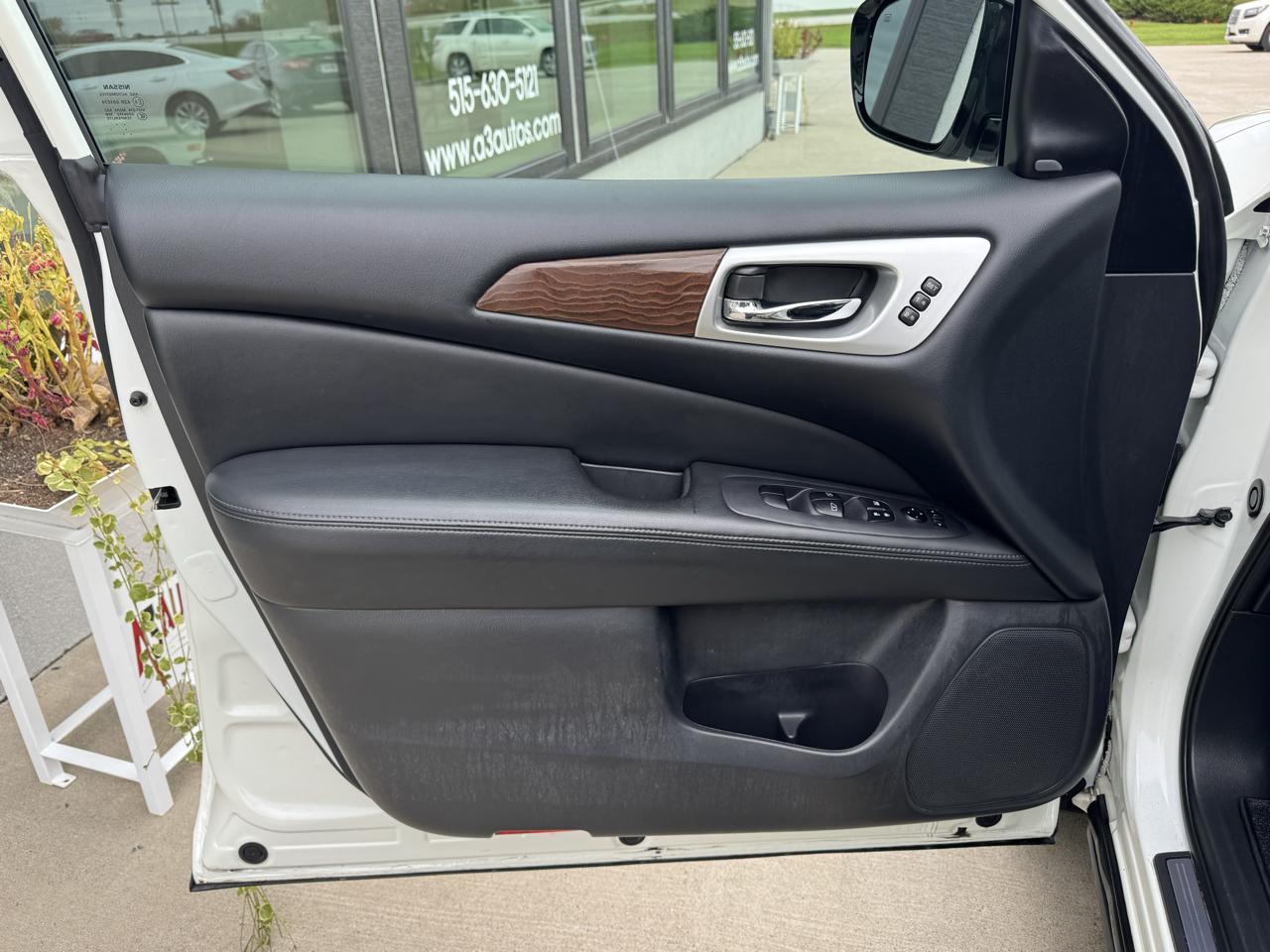 Nissan Pathfinder Platinum 4WD 2017