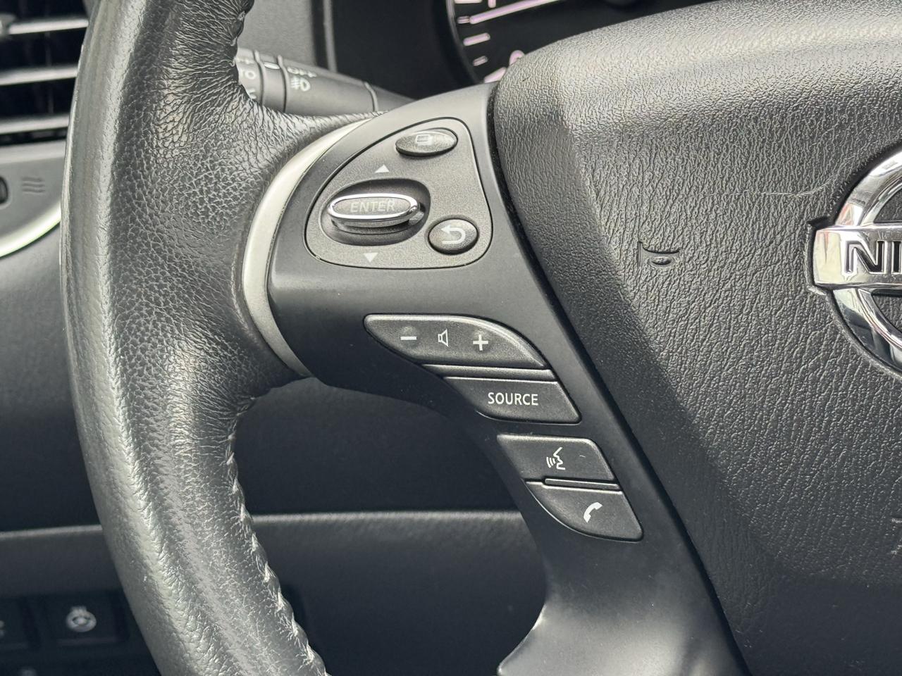 Nissan Pathfinder Platinum 4WD 2017