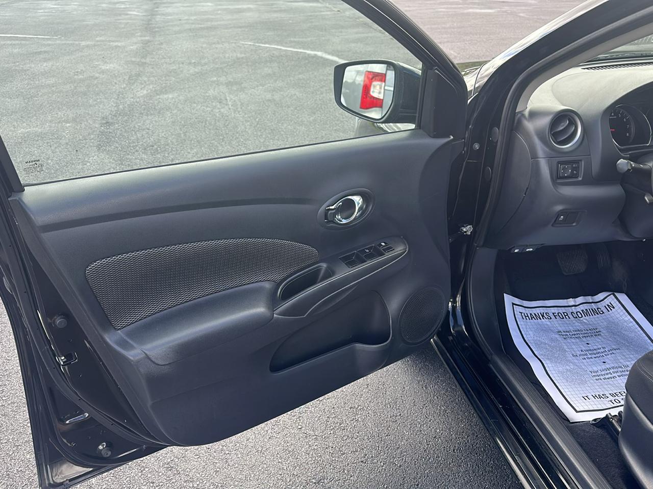 2018 Nissan Versa Sedan SV - Photo 9
