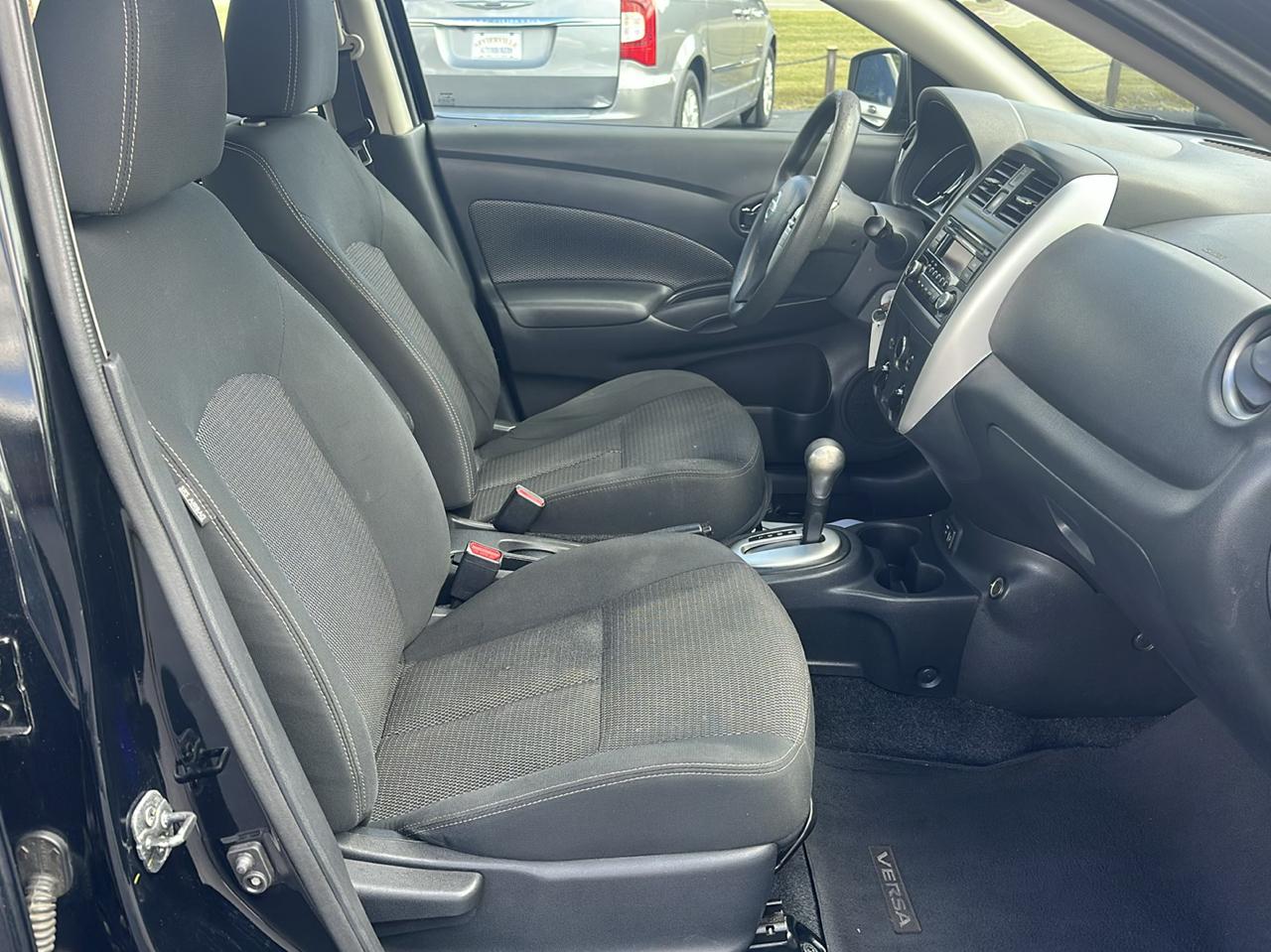 2018 Nissan Versa Sedan SV - Photo 17