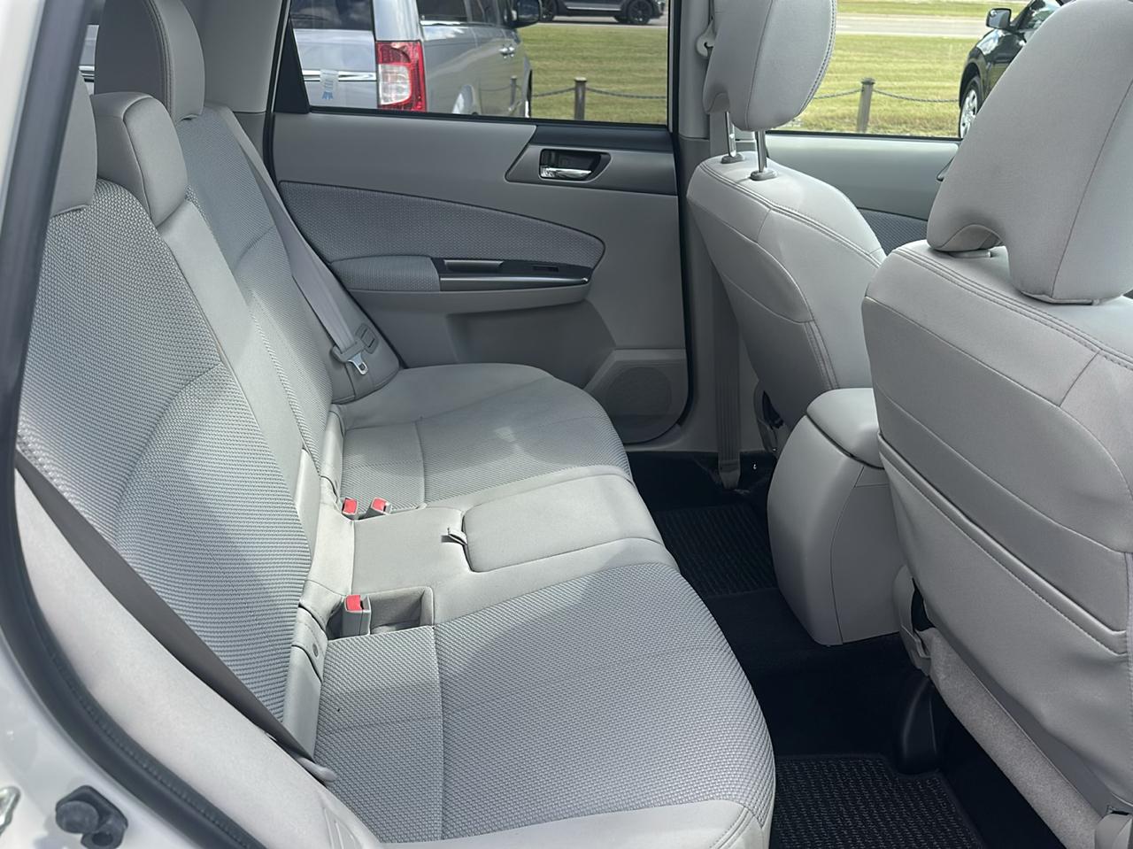 2013 Subaru Forester X Premium Package - Photo 17
