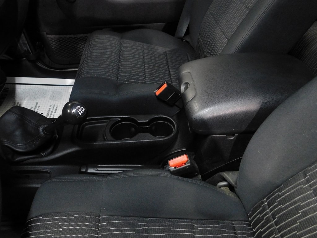 Jeep Wrangler Unlimited Sport 4WD 2012