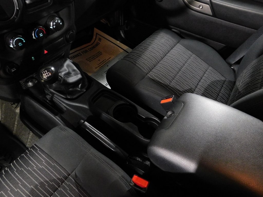 Jeep Wrangler Unlimited Sport 4WD 2012