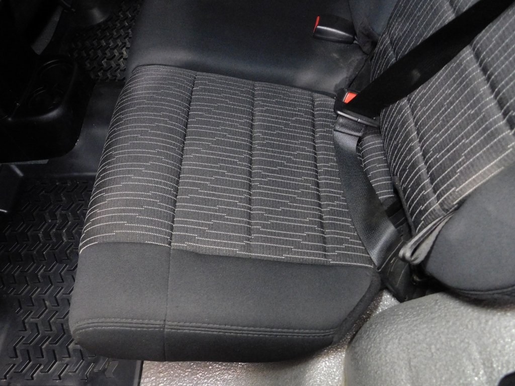 Jeep Wrangler Unlimited Sport 4WD 2012