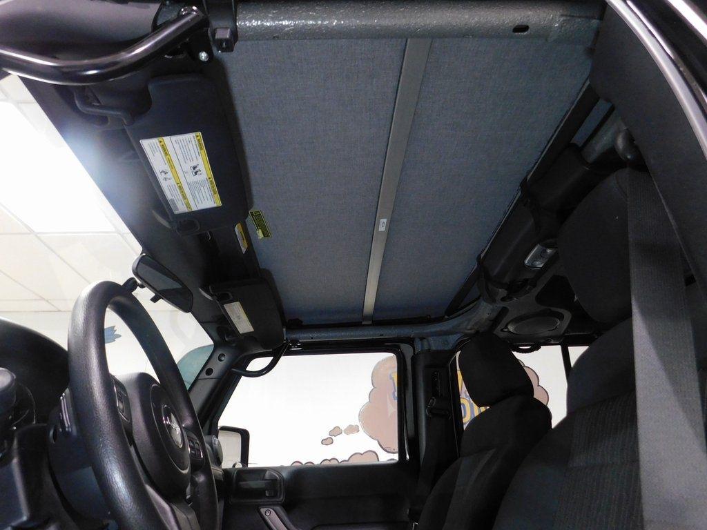 Jeep Wrangler Unlimited Sport 4WD 2012