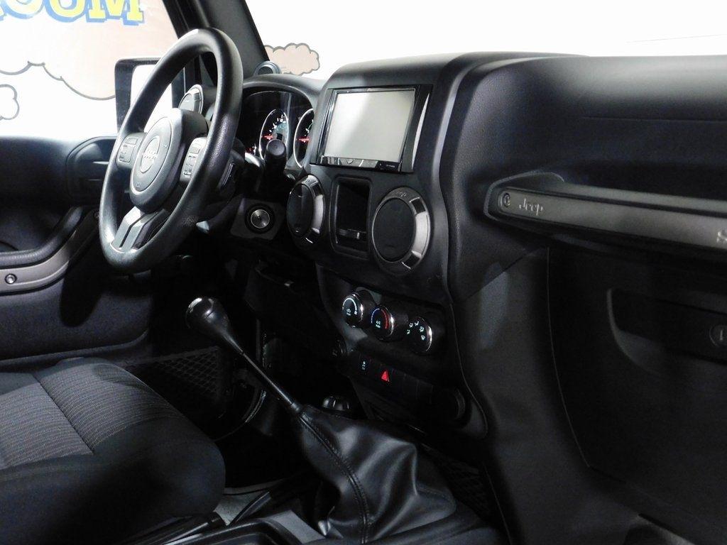 Jeep Wrangler Unlimited Sport 4WD 2012