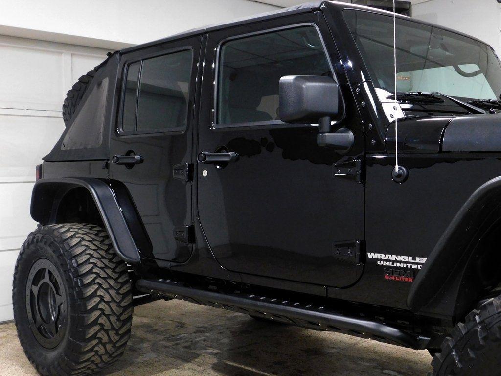 2012 Jeep Wrangler Unlimited Sport - Photo 11