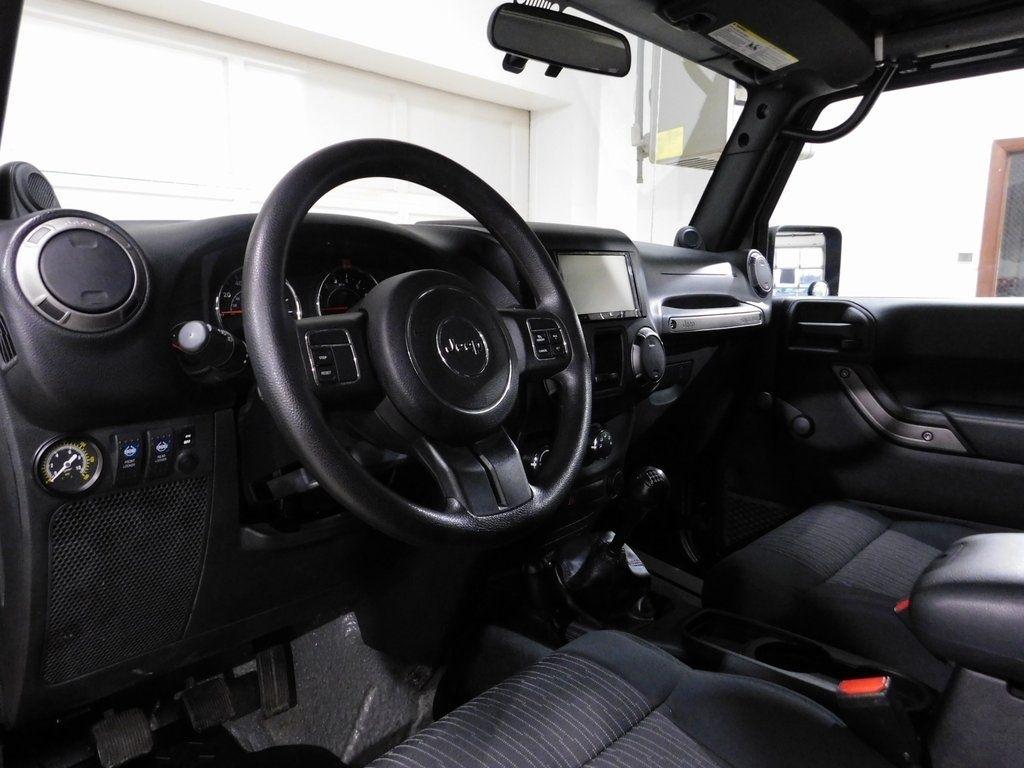 Jeep Wrangler Unlimited Sport 4WD 2012