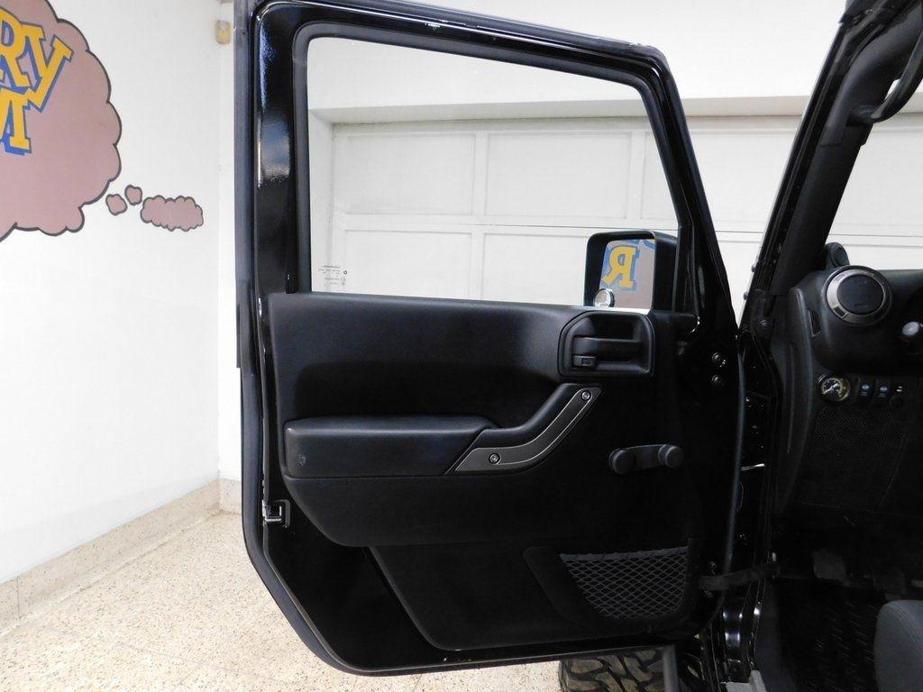 Jeep Wrangler Unlimited Sport 4WD 2012