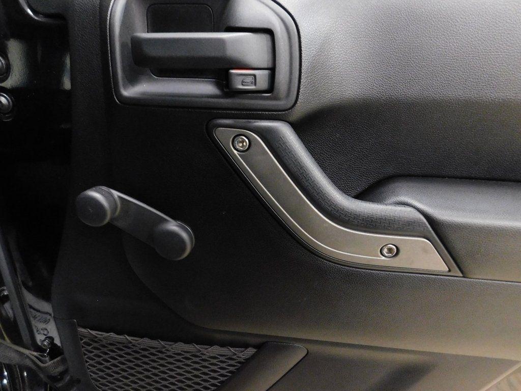 Jeep Wrangler Unlimited Sport 4WD 2012