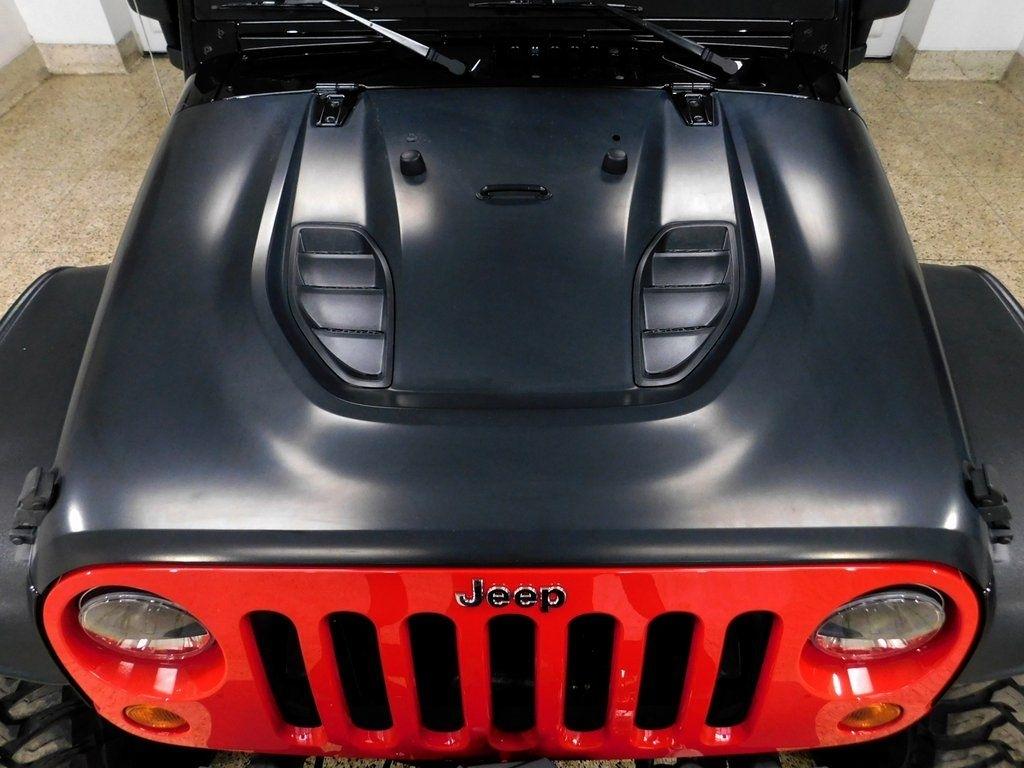 2012 Jeep Wrangler Unlimited Sport - Photo 16