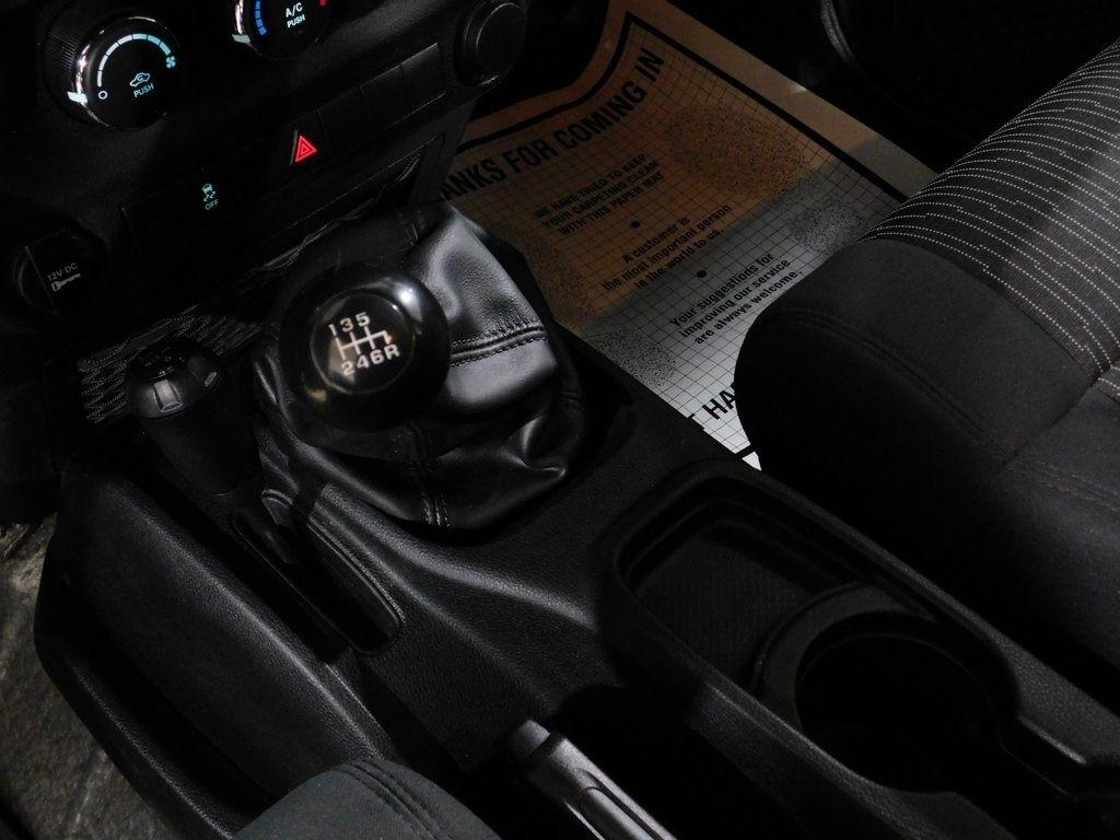 Jeep Wrangler Unlimited Sport 4WD 2012