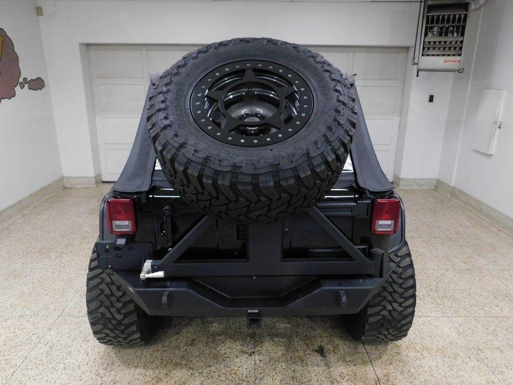 Jeep Wrangler Unlimited Sport 4WD 2012