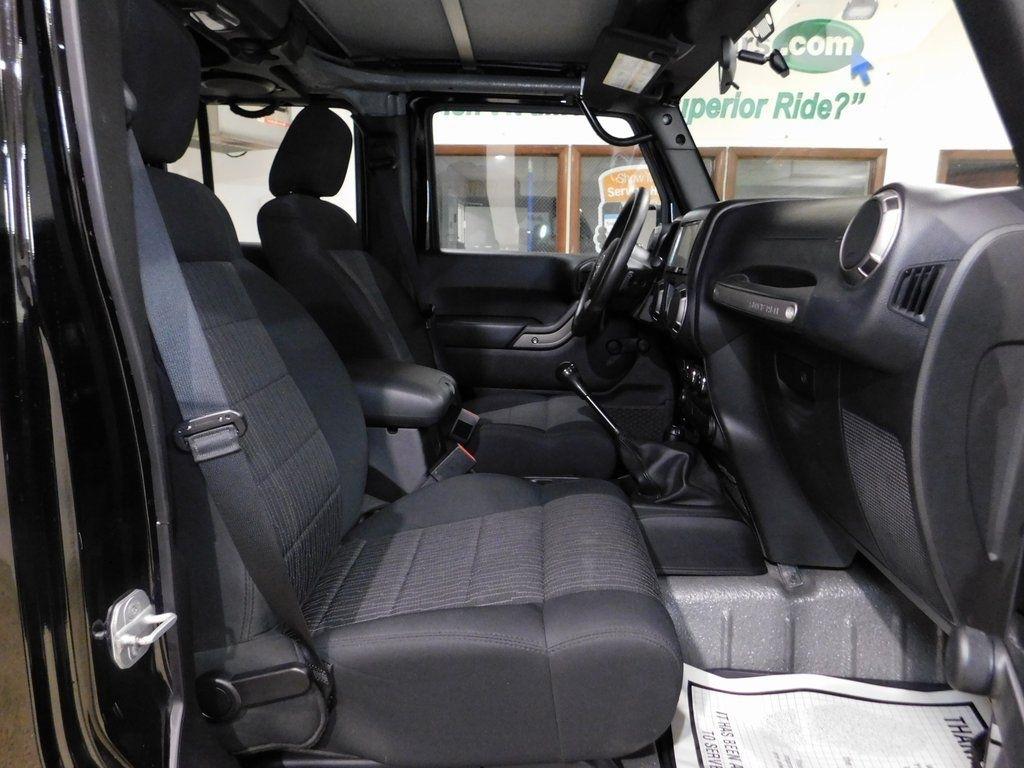 Jeep Wrangler Unlimited Sport 4WD 2012