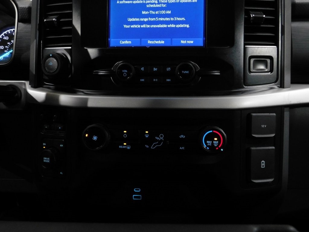 Ford F-150 XLT SuperCab 4WD 2022