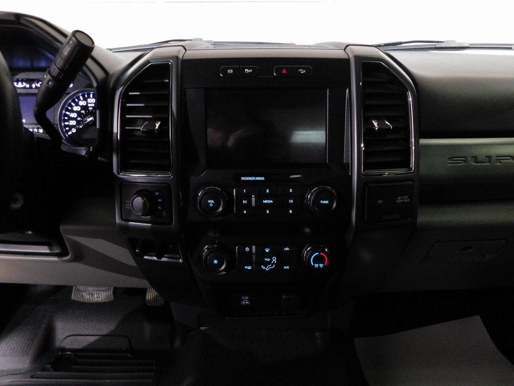 Ford F-250 SD XLT 4WD 2022