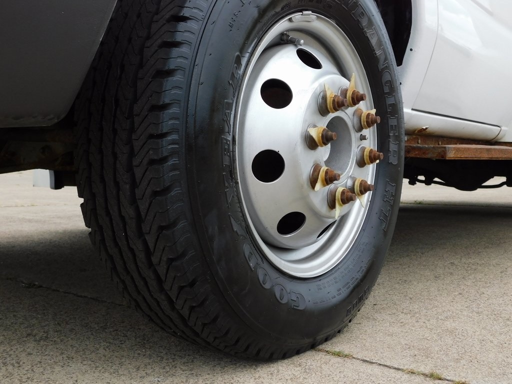 Ford Econoline E-450 2004