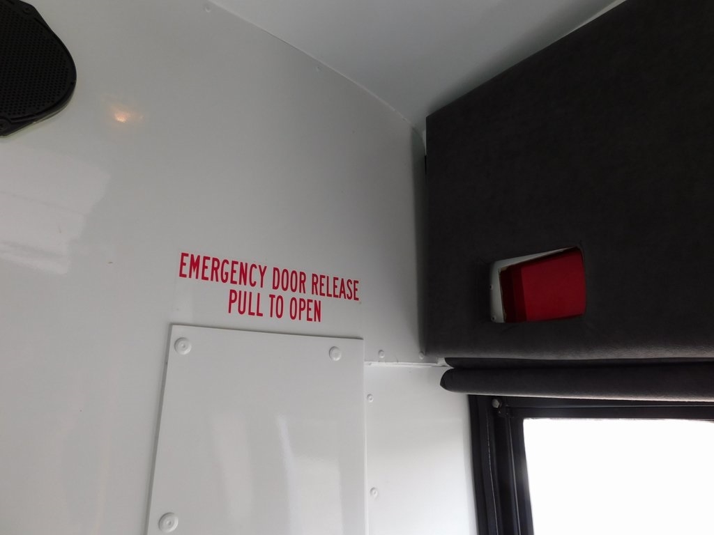 Ford Econoline E-450 2004