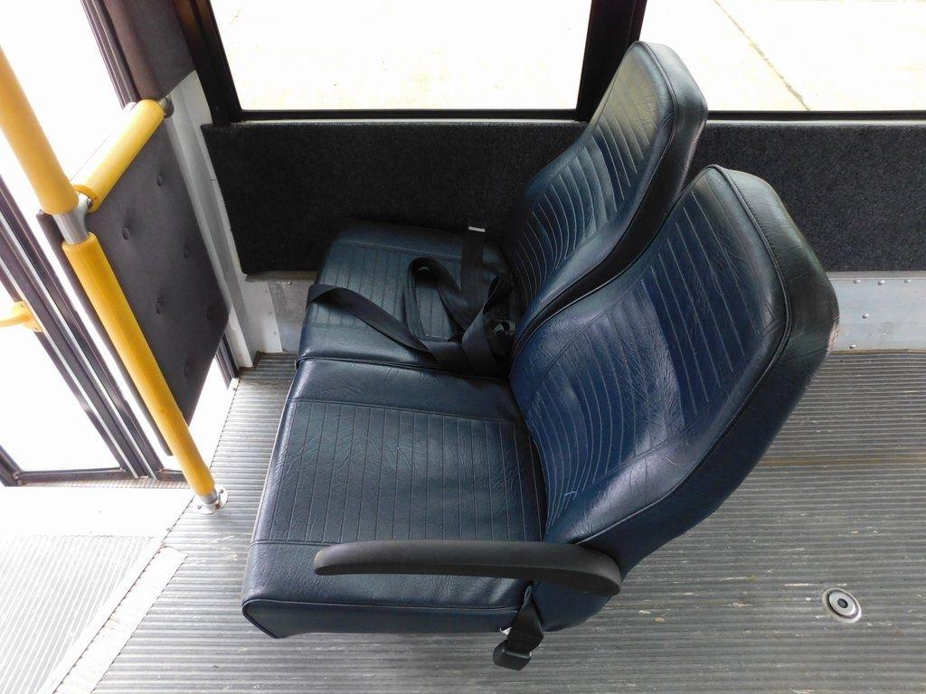 Ford Econoline E-450 2004