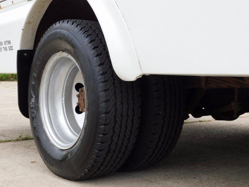 Ford Econoline E-450 2004