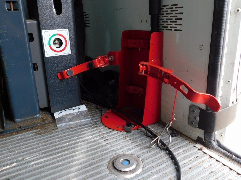 Ford Econoline E-450 2004