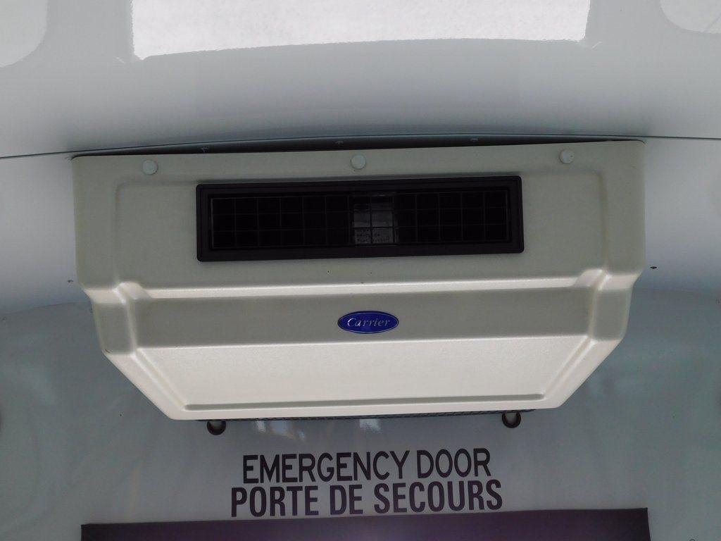 Ford Econoline E-450 2004