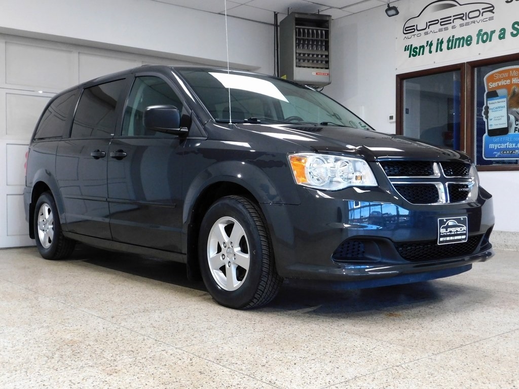 Dodge Grand Caravan Express 2011