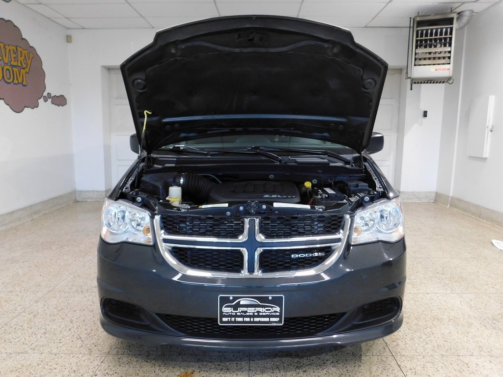 Dodge Grand Caravan Express 2011