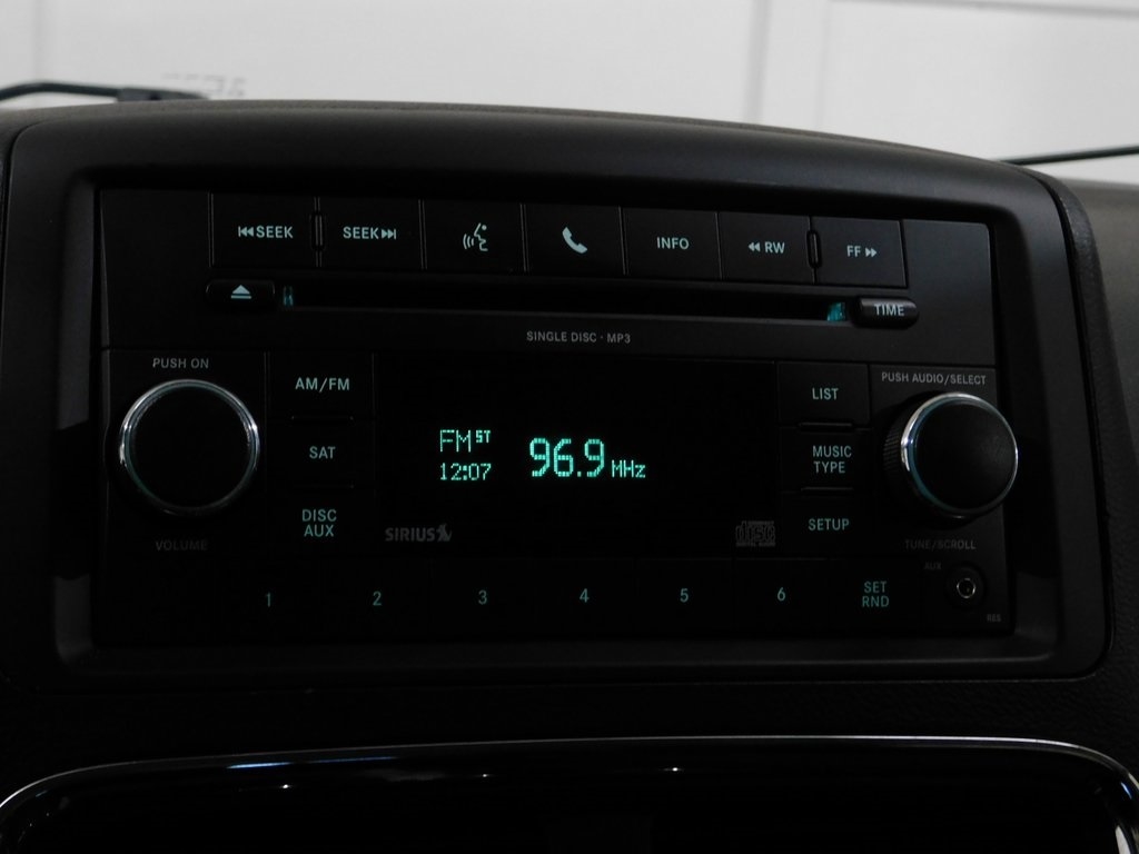 Dodge Grand Caravan Express 2011