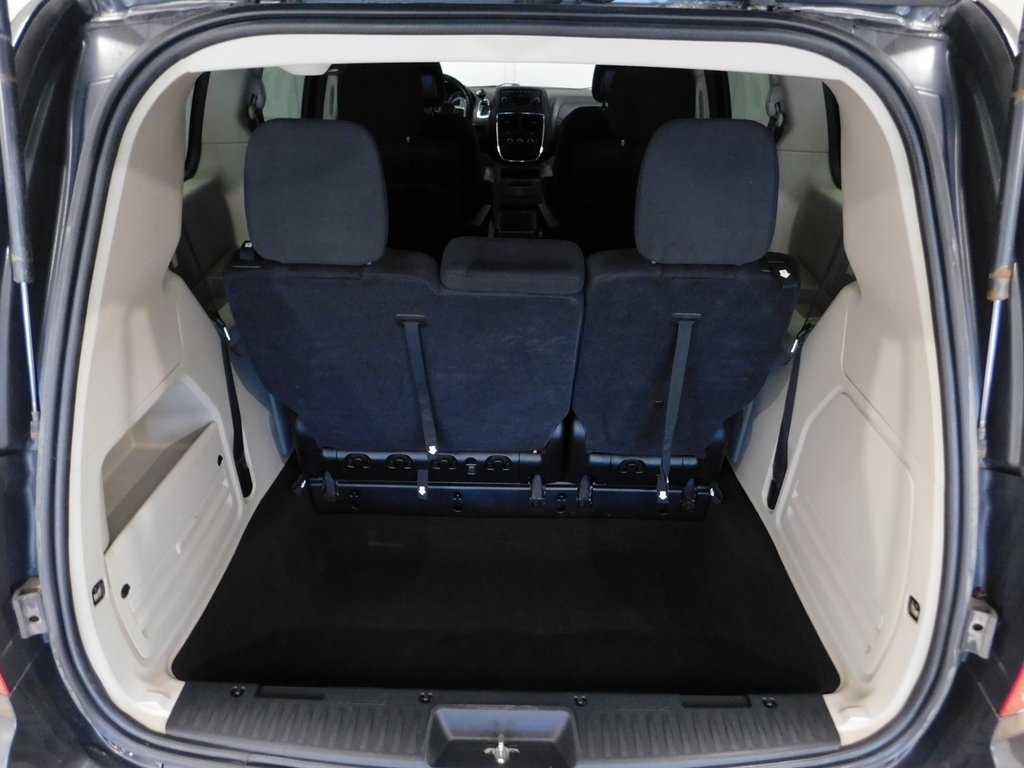 Dodge Grand Caravan Express 2011