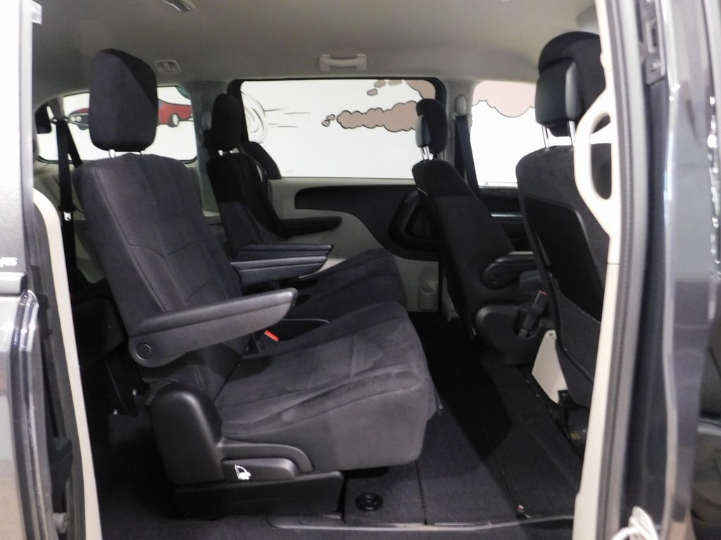 Dodge Grand Caravan Express 2011