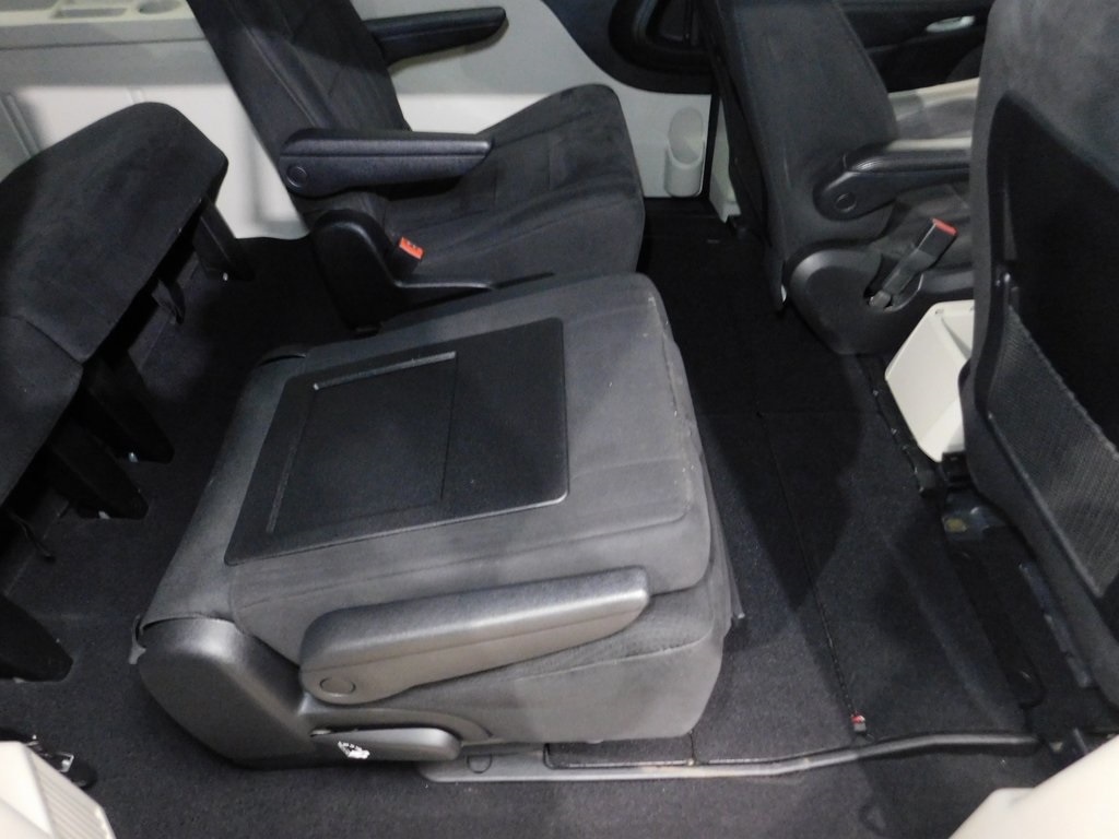 Dodge Grand Caravan Express 2011