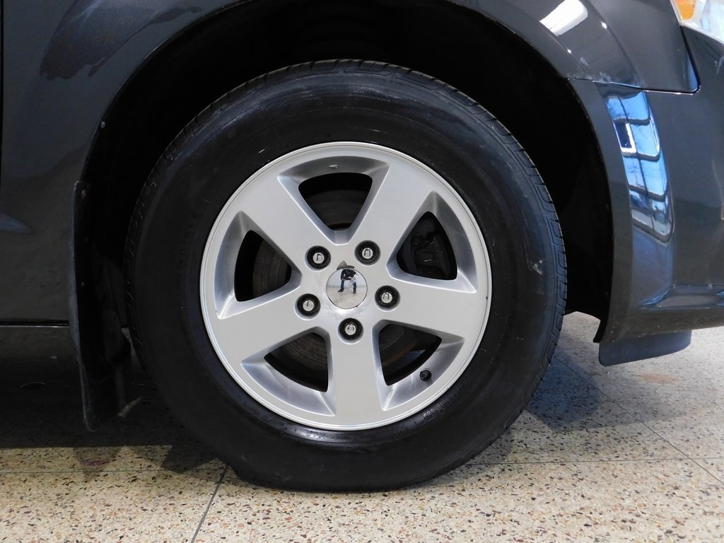 Dodge Grand Caravan Express 2011