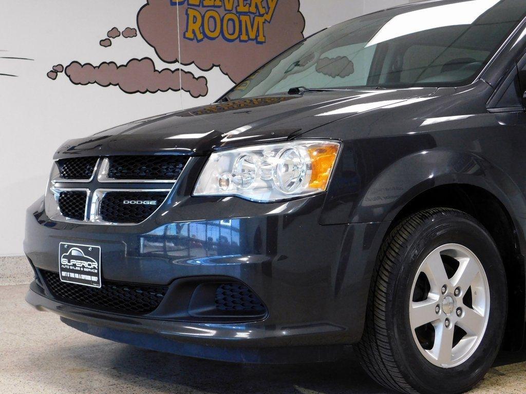 Dodge Grand Caravan Express 2011