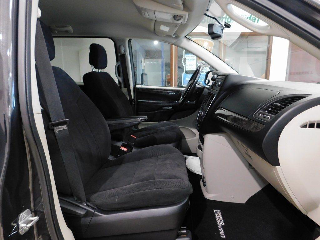 Dodge Grand Caravan Express 2011