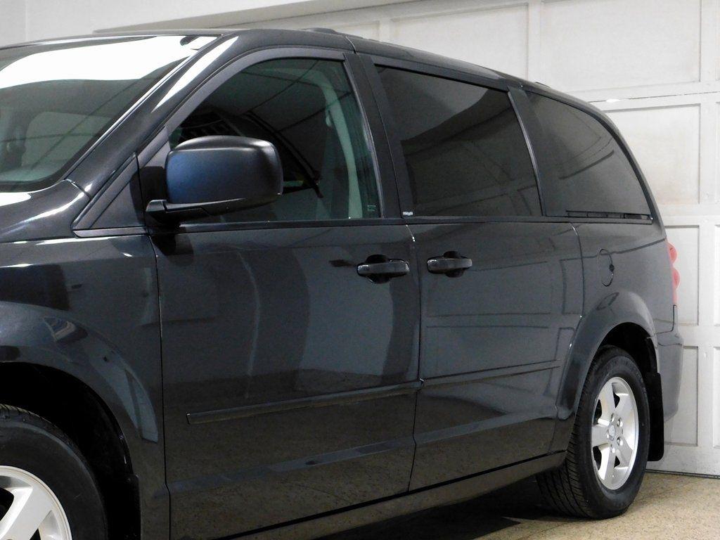 2011 Dodge Grand Caravan Express - Photo 18