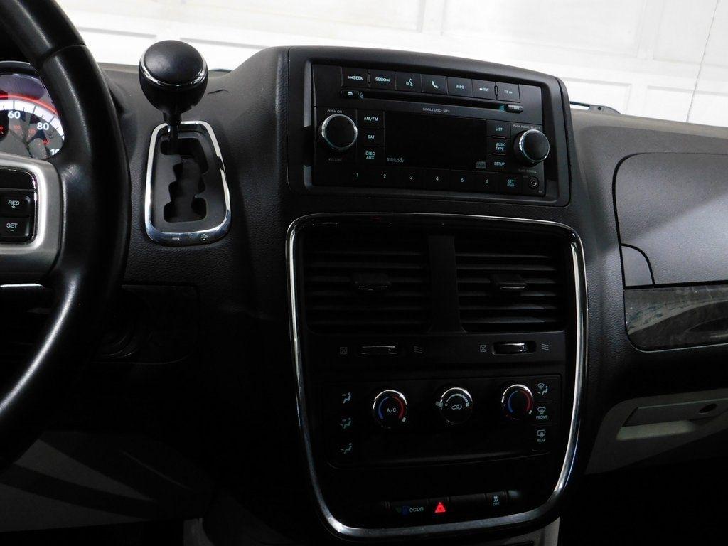 2011 Dodge Grand Caravan Express - Photo 45