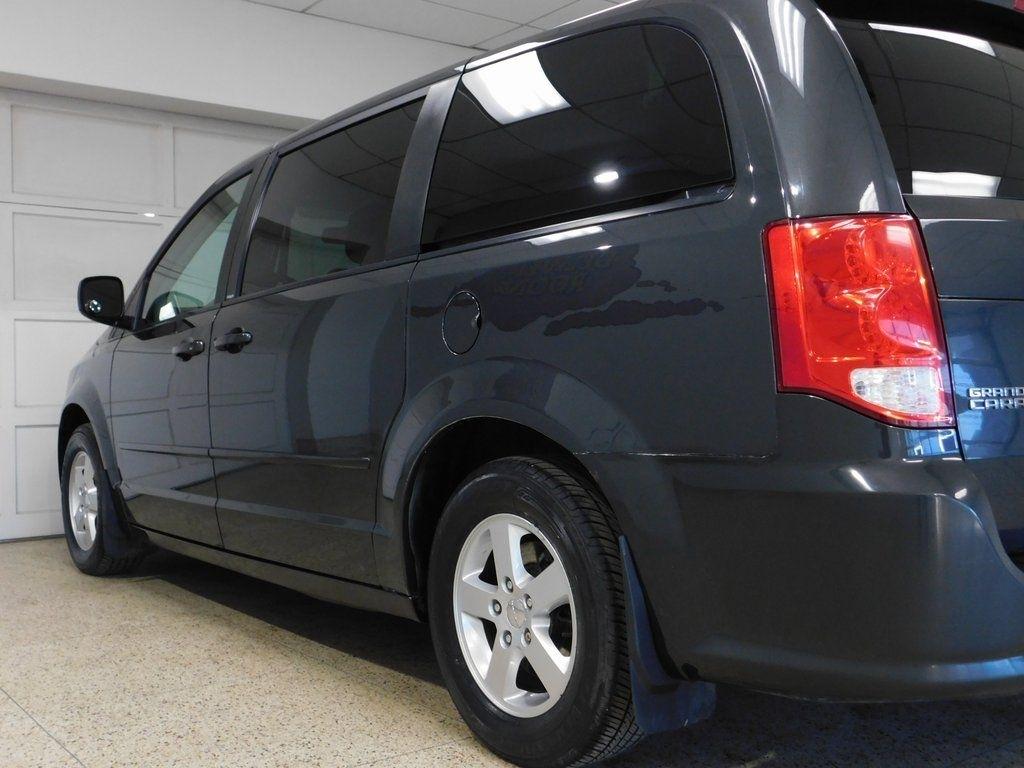 Dodge Grand Caravan Express 2011