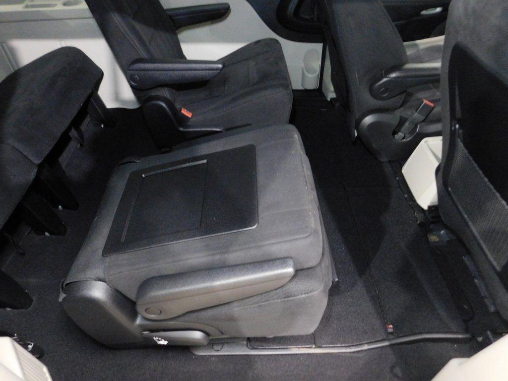 Dodge Grand Caravan Express 2011