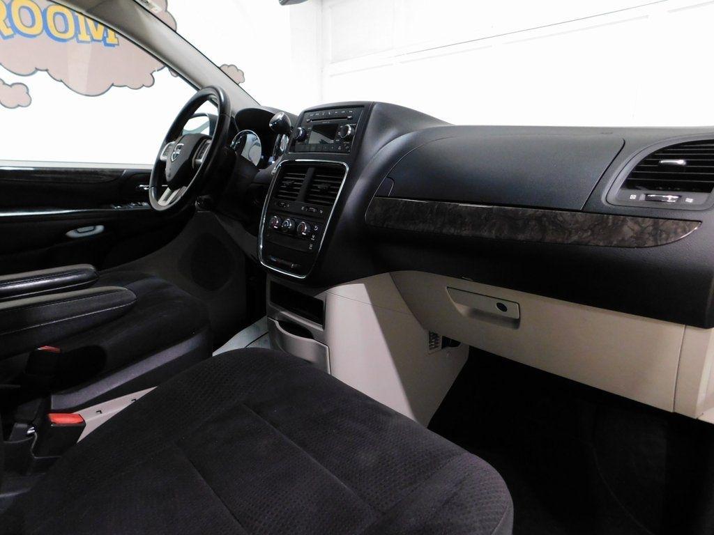 Dodge Grand Caravan Express 2011