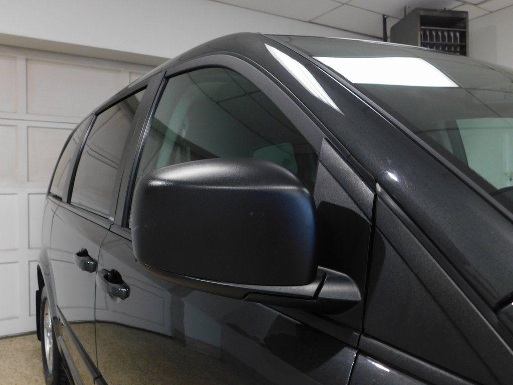Dodge Grand Caravan Express 2011