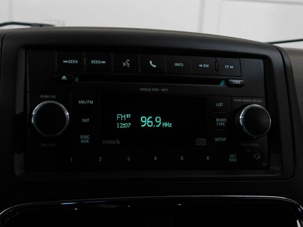 Dodge Grand Caravan Express 2011