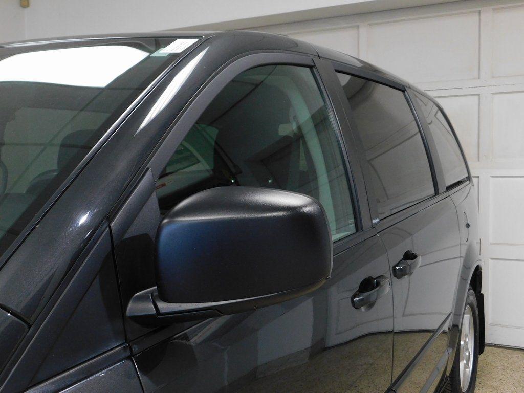 Dodge Grand Caravan Express 2011